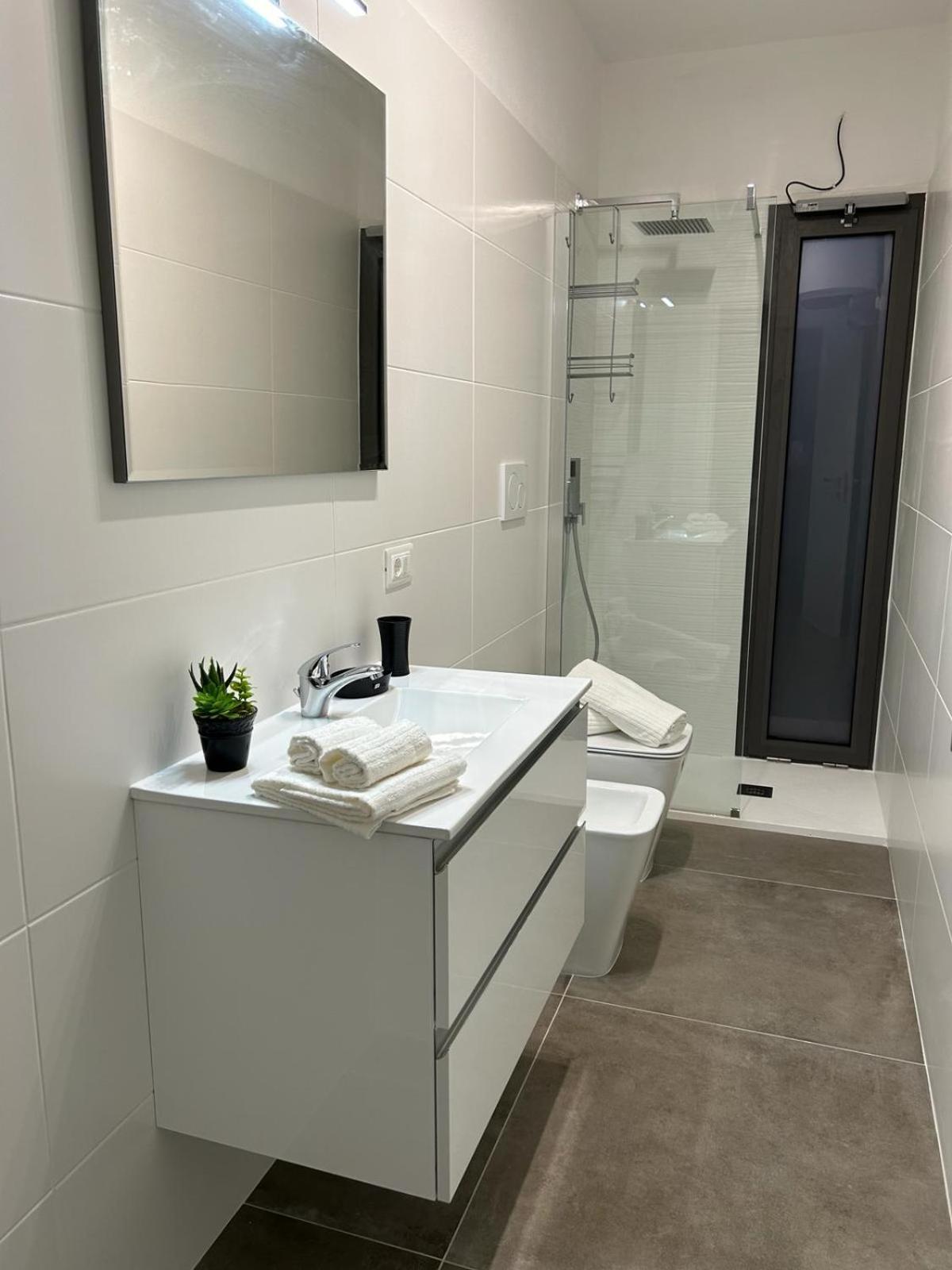 Family House Apartment Порто Торес Екстериор снимка