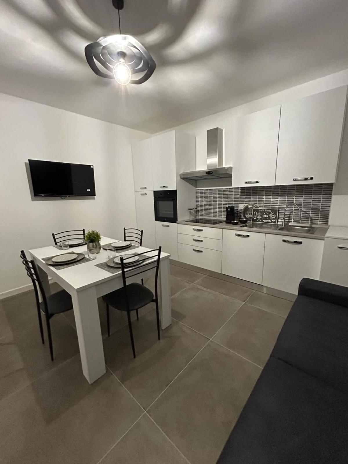 Family House Apartment Порто Торес Екстериор снимка